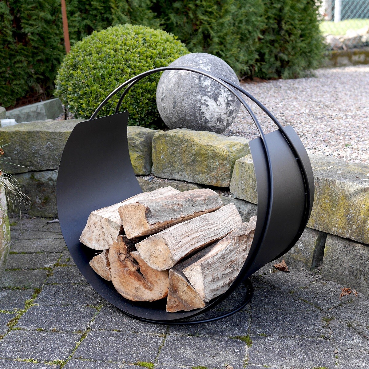 Outdoor firewood basket for bonfire or firepit